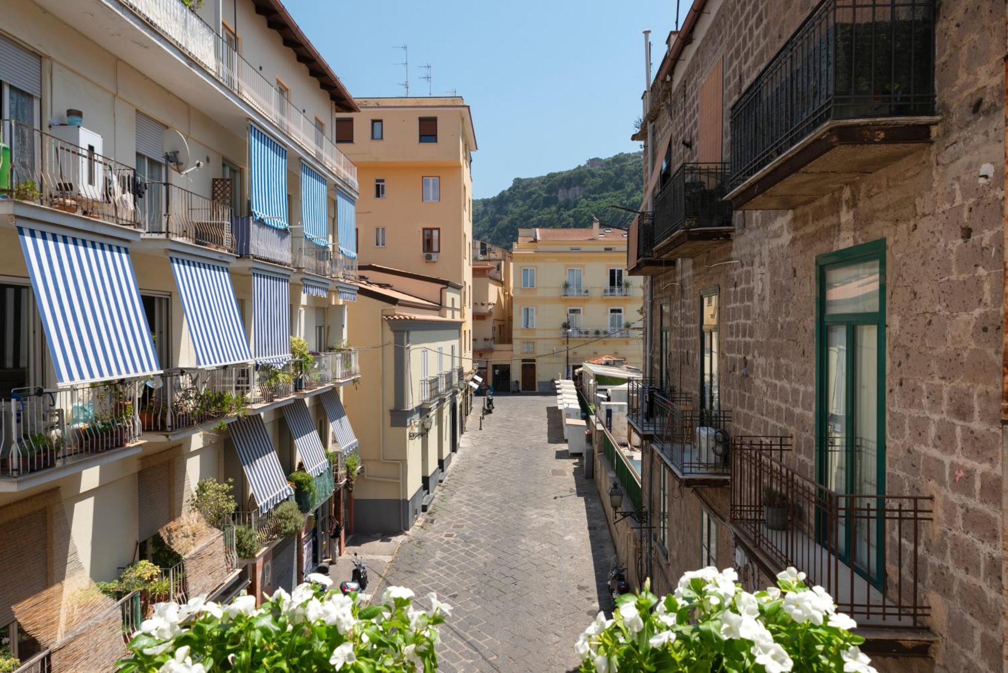 Maison Mimimari - Sorrento Center Luaran gambar
